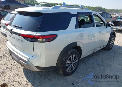 2022 Nissan Pathfinder Sl 4Wd z USA, uszkodzony, nr VIN 5N1DR3CC2NC260545